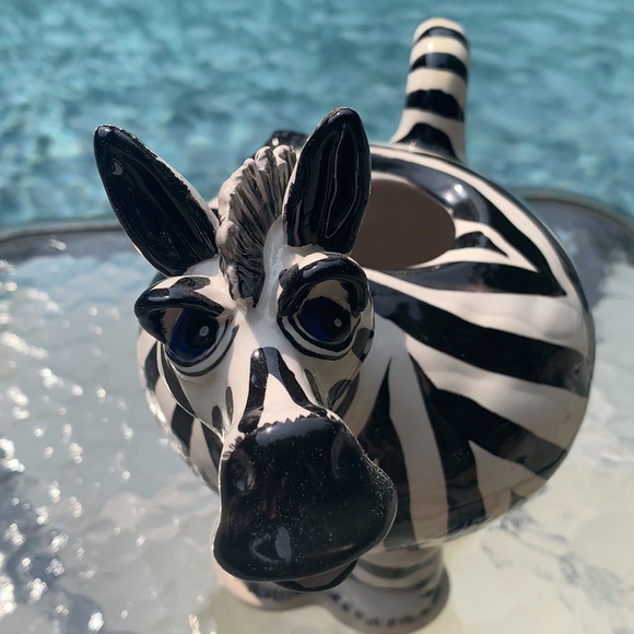 New Blue Sky Clayworks Zebra Teapot - Picture 9 of 15